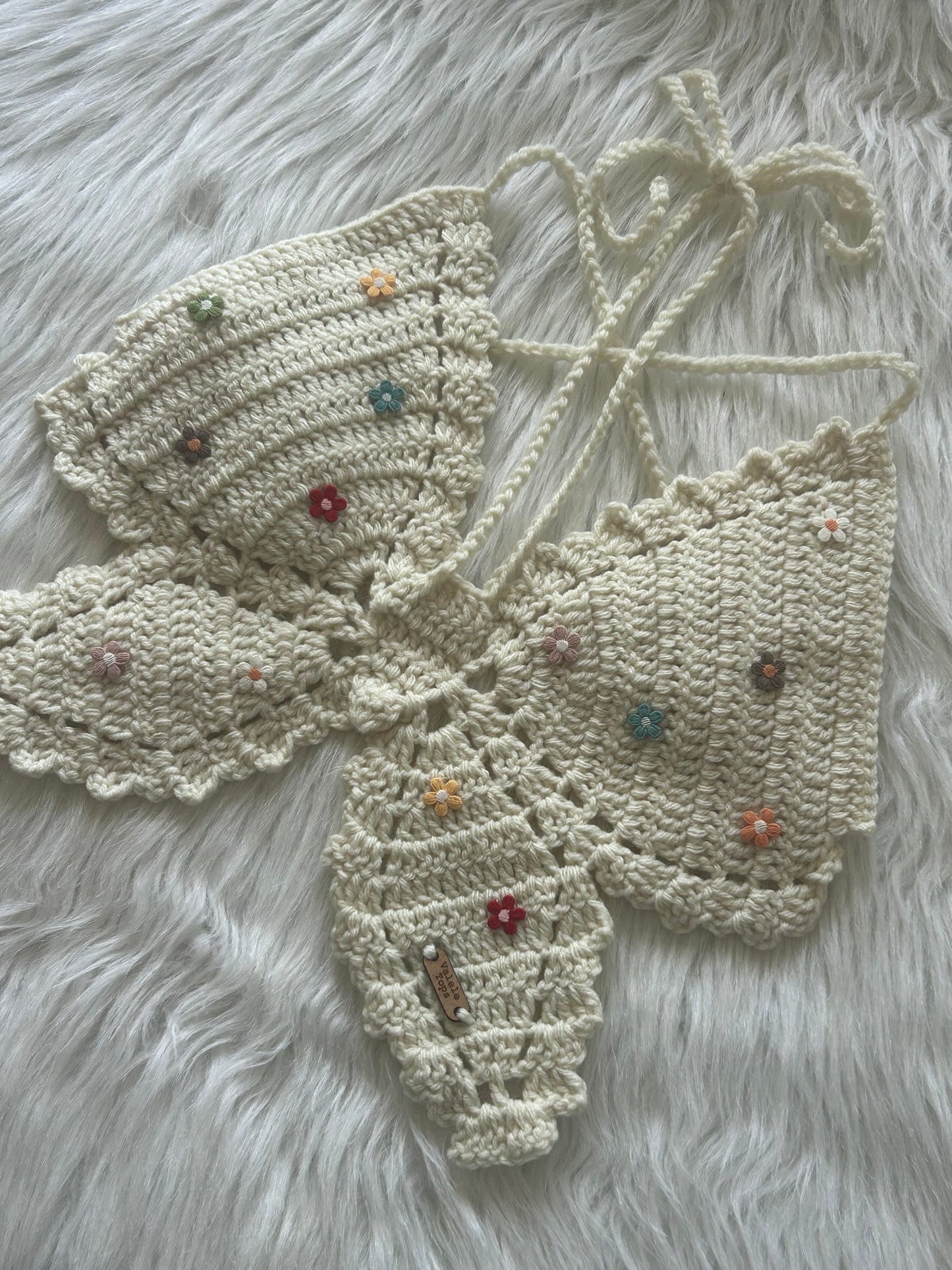 Butterfly top